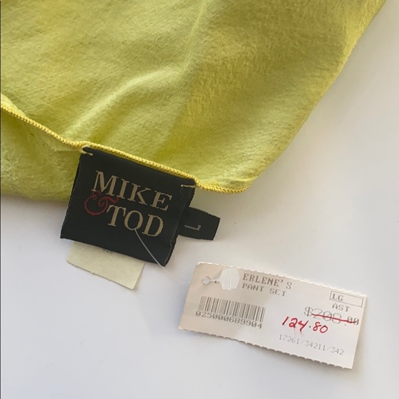 Top and bottom set • mike & Tod - Picture 6 of 6